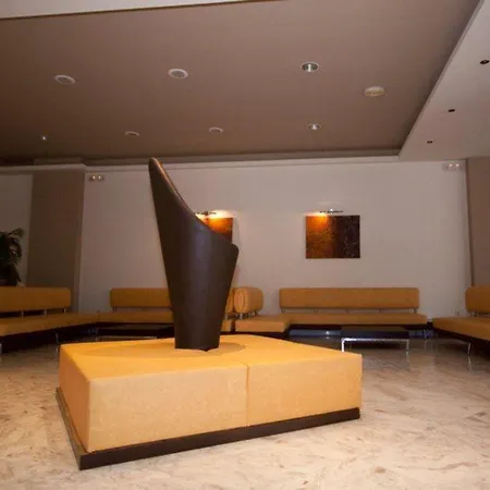 Hotell Delfinia Kolymbia